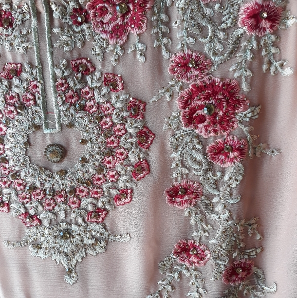 Party shalwarkameez - Picture 2 of 5